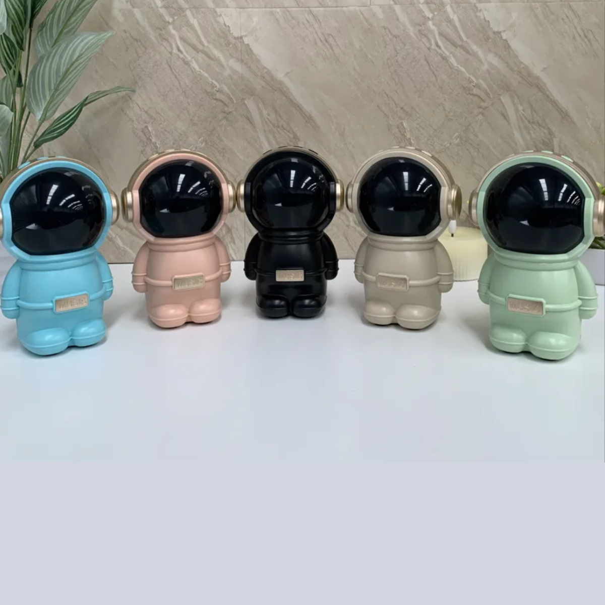 Parlante Bluetooth Astronauta por mayor - Bazar Mayorista