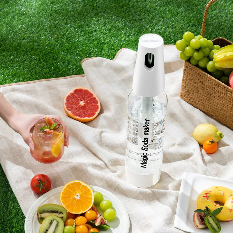 Bubble Water Machine Soda Machine Homemade Cup Carbonated Beverage Juice Bubble Machine Home Portable Bubble Water Machine